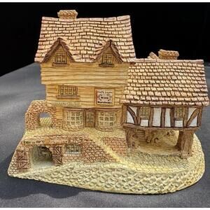 David Winter Mini Village Buildings (3), Market, Cottage and Beer House 1980-90